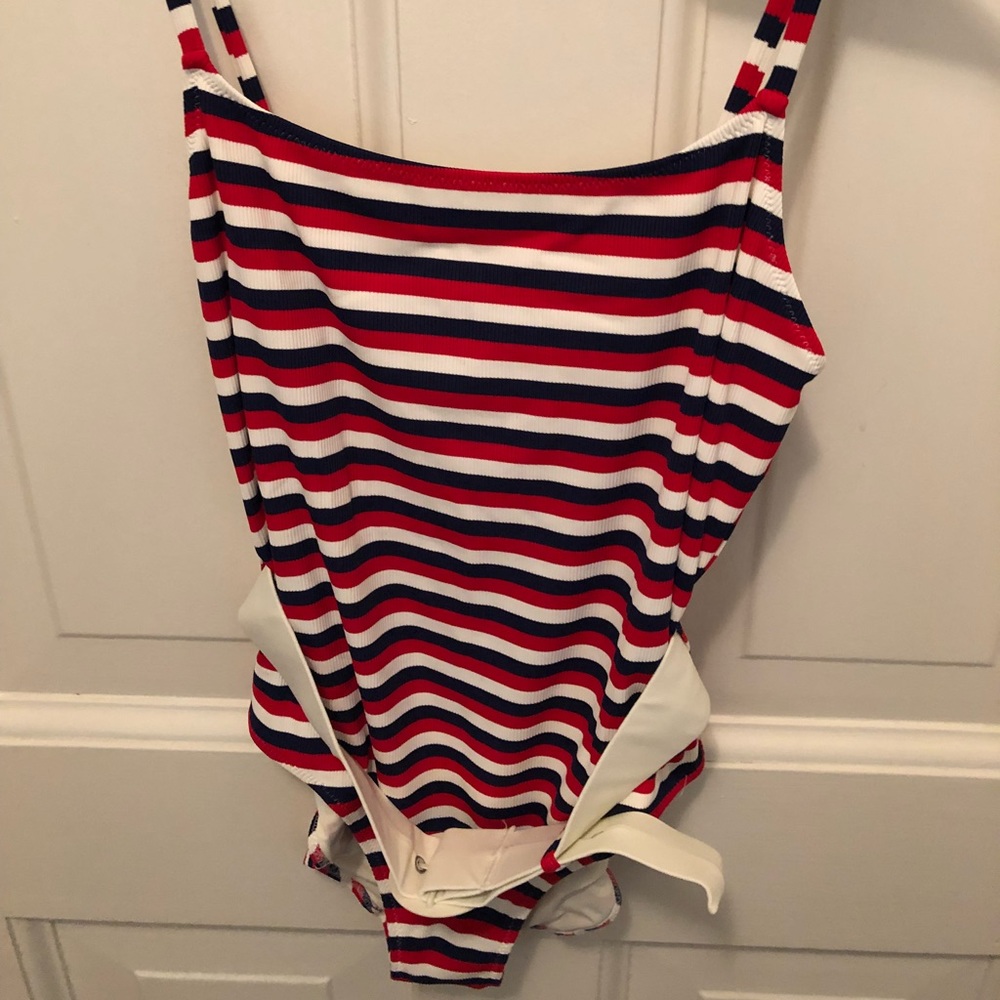 Solid & Striped Nina One Piece Large New 🇺🇸